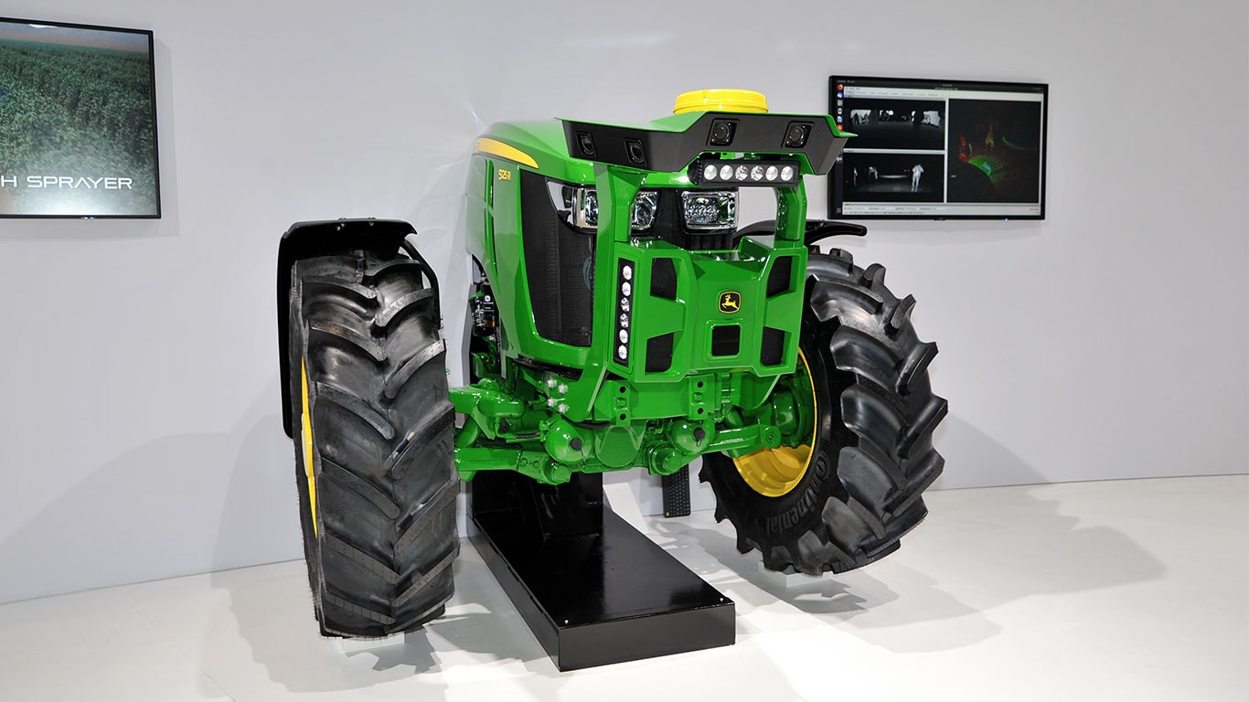 Semi-autonom traktor