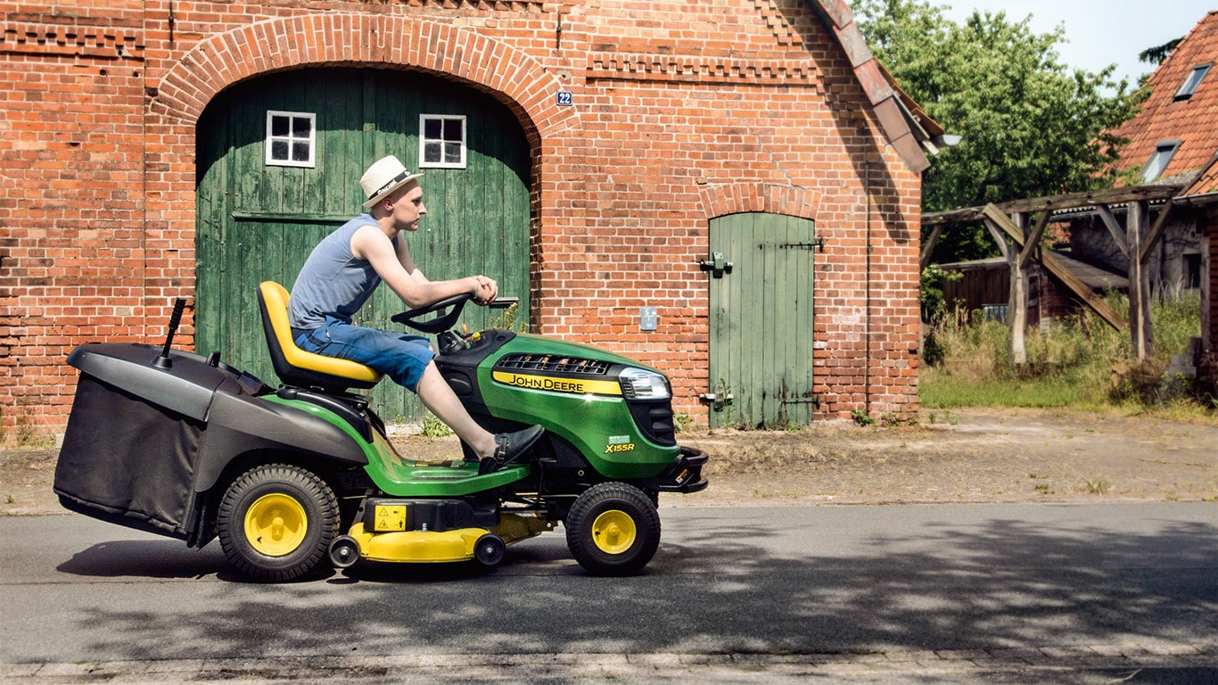 Plænetraktor, Landsby, Kunde