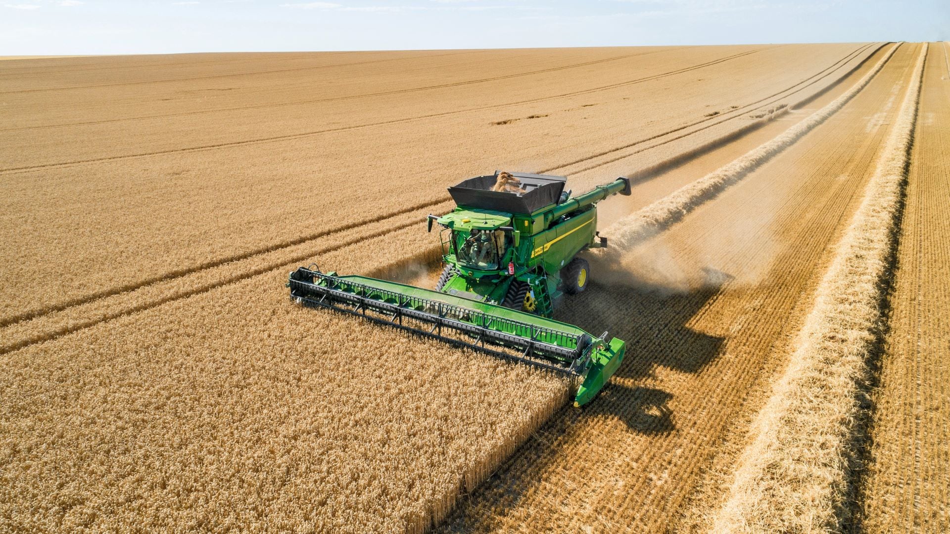 John Deere introducerer nye T5- og T6-halmrystermejetærskere