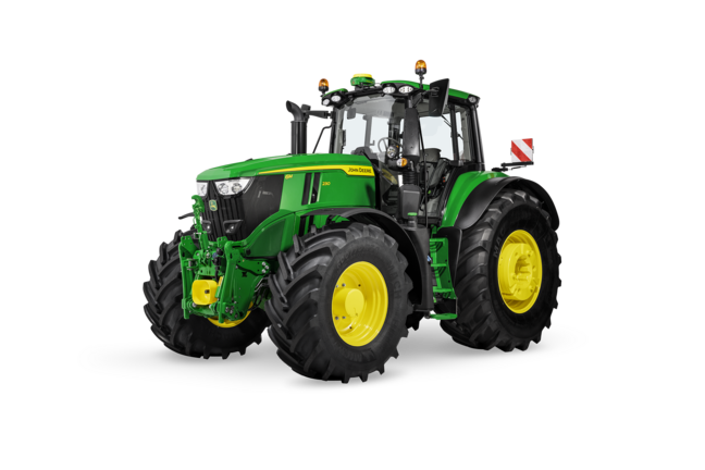 John Deere 6M 230 traktor på hvid baggrund med 3/4 udsyn foran og store landbrugsdæk
