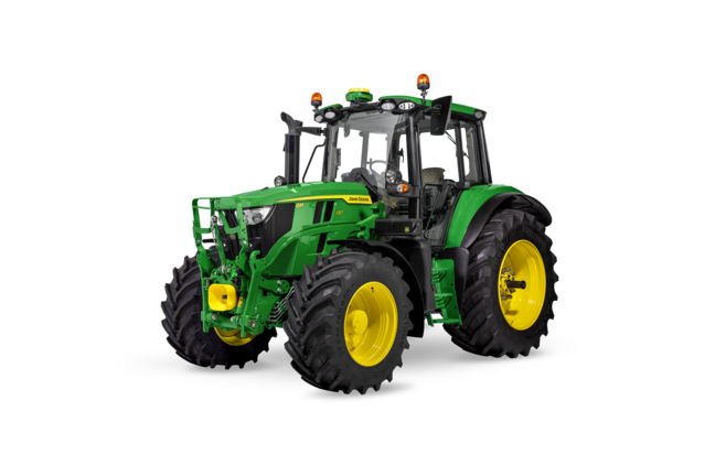 John Deere 6M 130 traktor isoleret på hvid baggrund med kompakt ramme og brede bagdæk