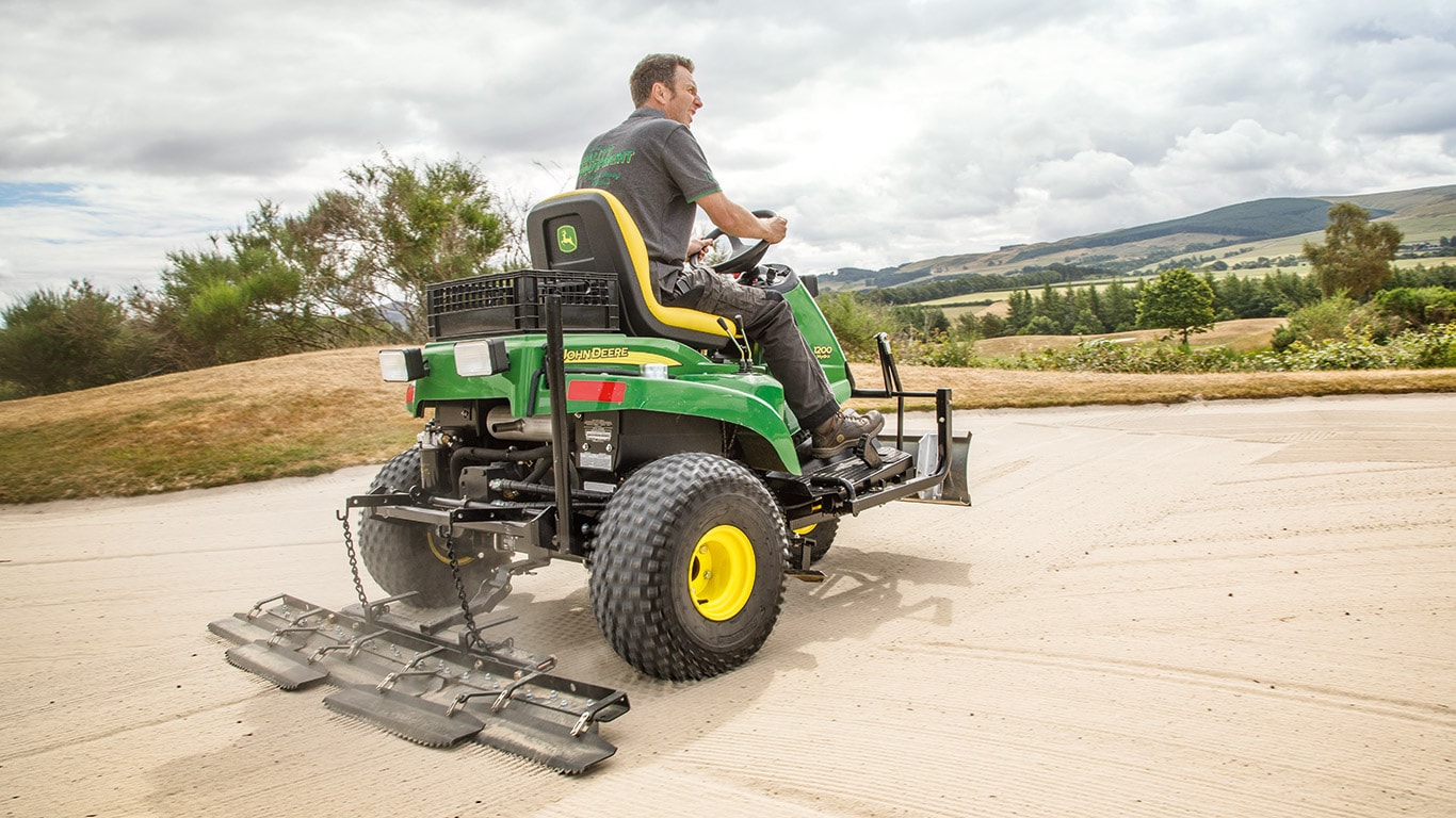 Golf og sport Bunker og banerive 1200 Hydro Personer Kunde