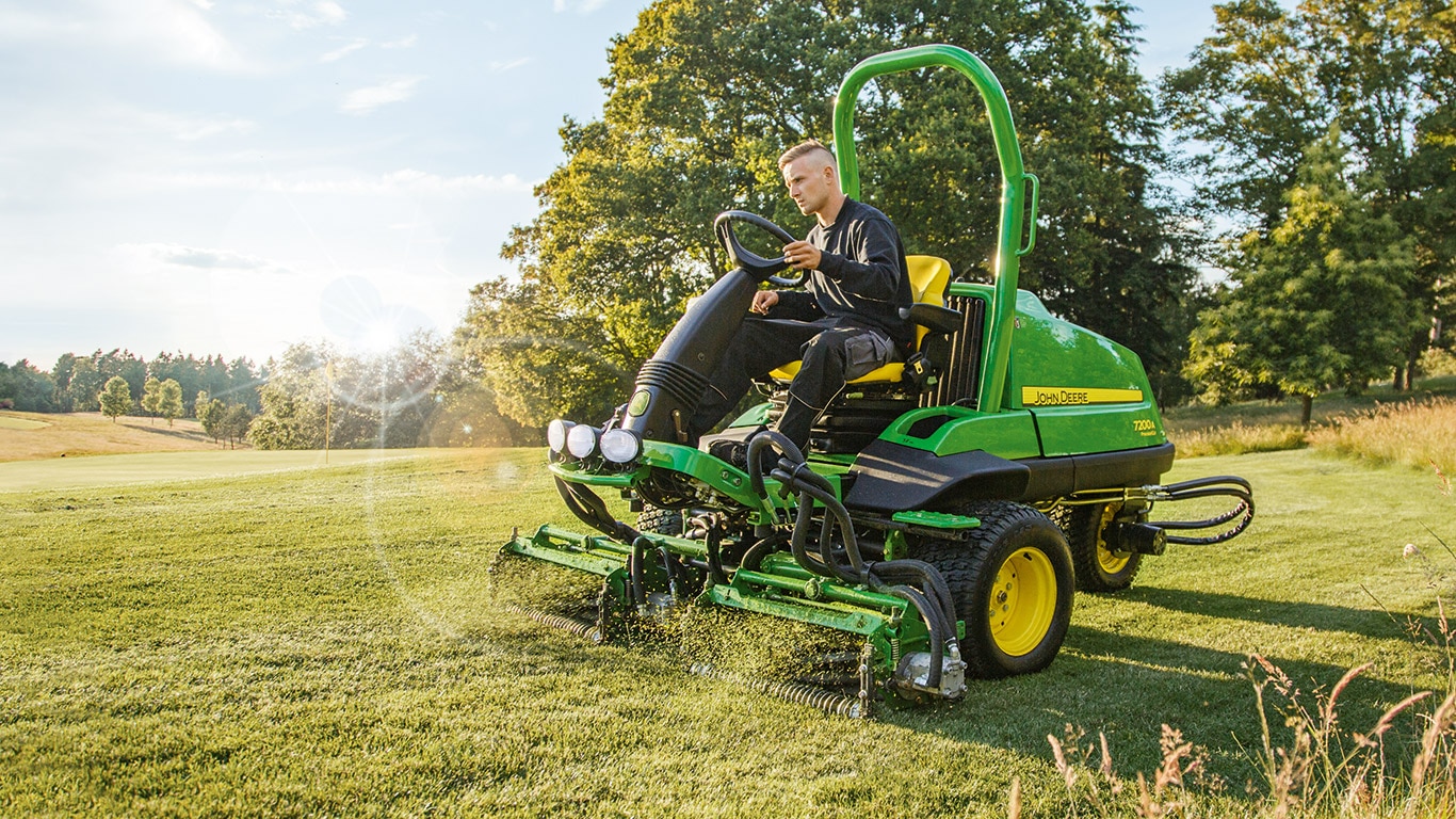 Golf- og sportsudstyr, Golfbane, Trimning af områder og Rough klippere