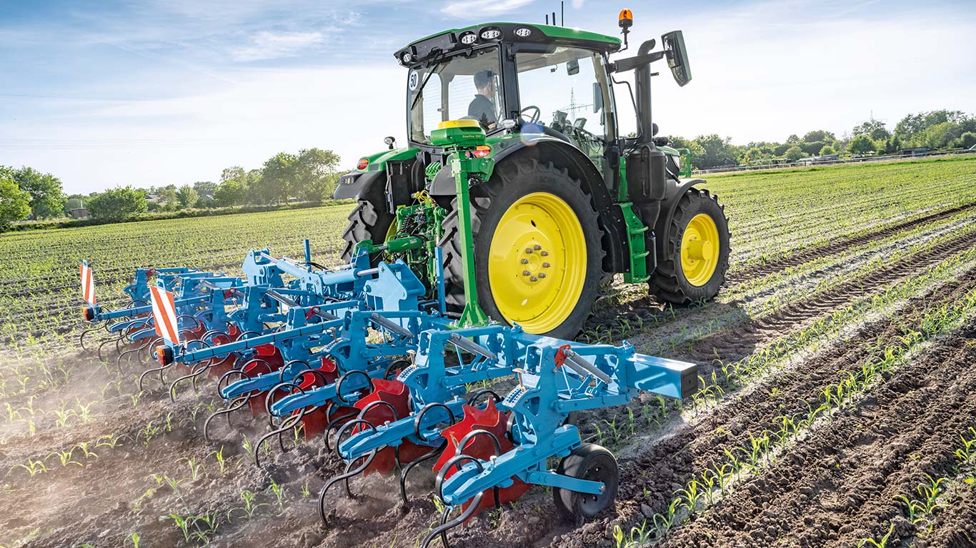 John Deere Active Implement Guidance™