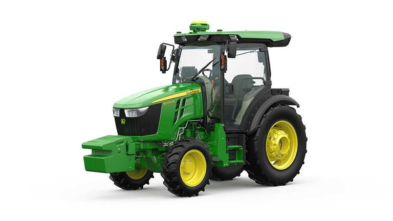 John Deere 5075EN traktor i grøn og gul, frontvisning med kompakt design og robuste dæk.